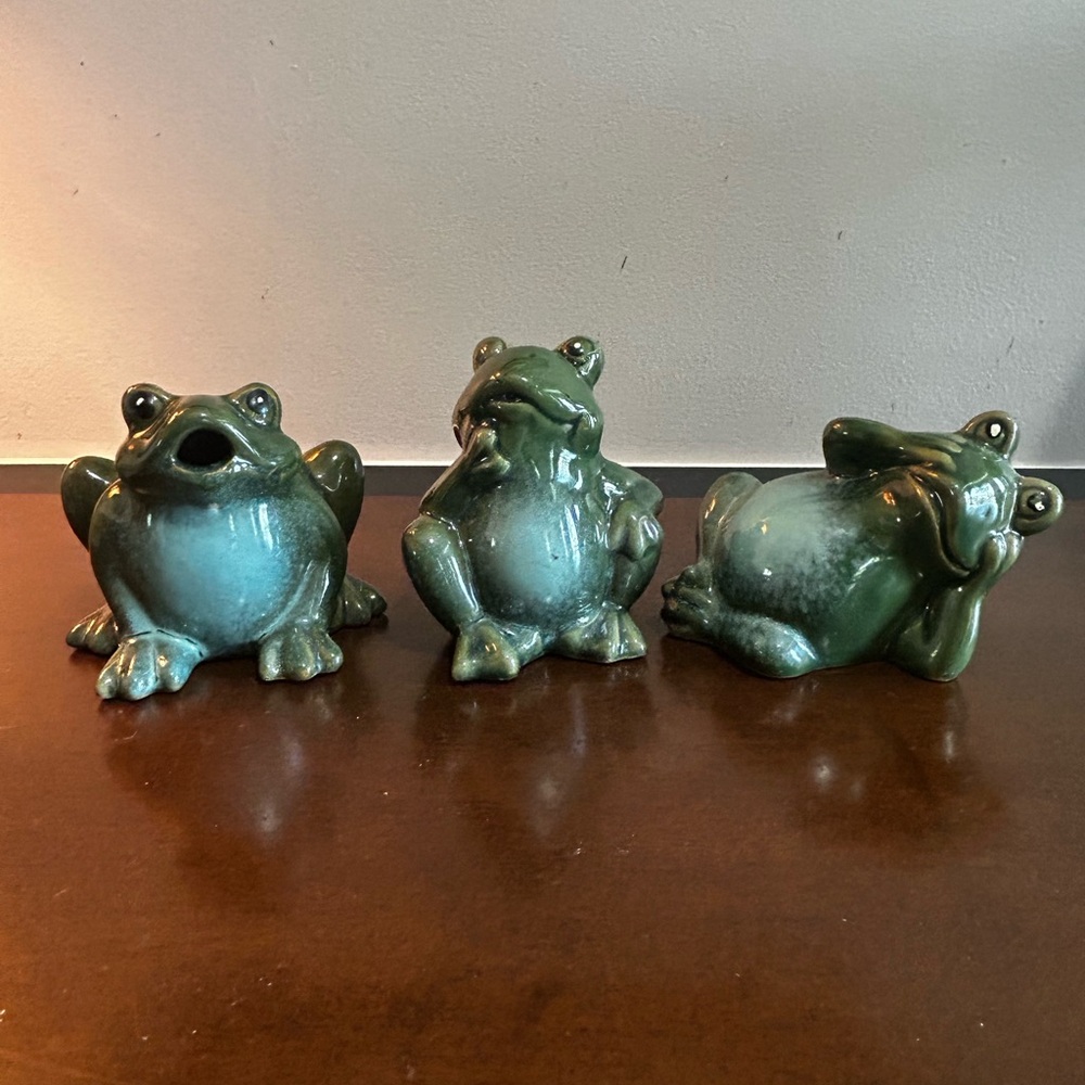 Greenbrier Ceramic Frog Figurines Set of 3